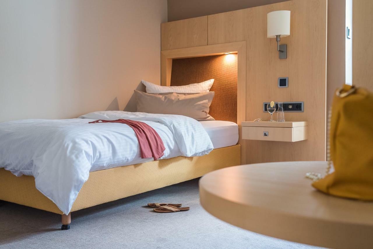 Romantik Hotel Ahrenberg Бад-Зоден-Аллендорф Номер фото